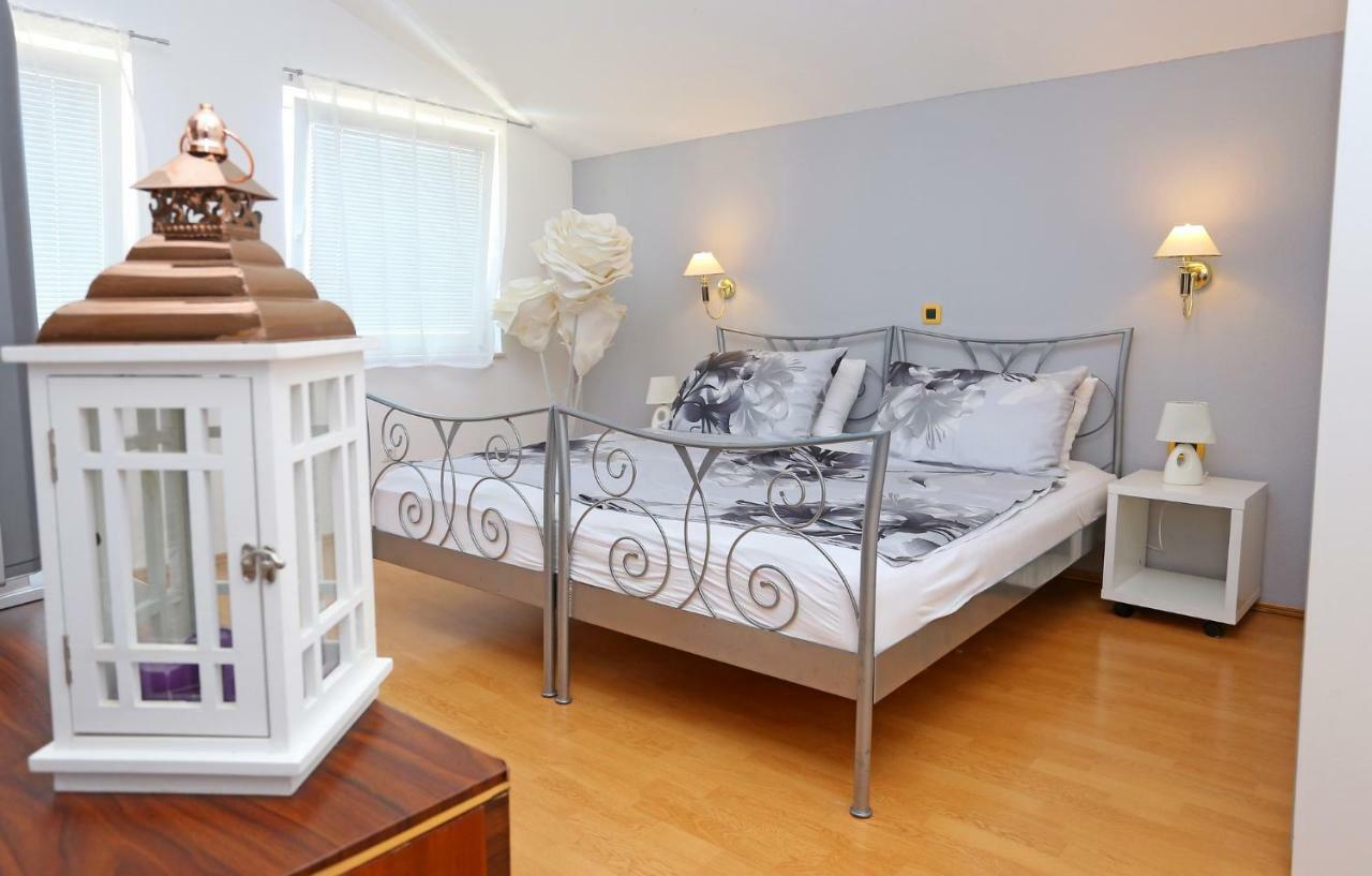 Studio Apartment Grey Split Zewnętrze zdjęcie
