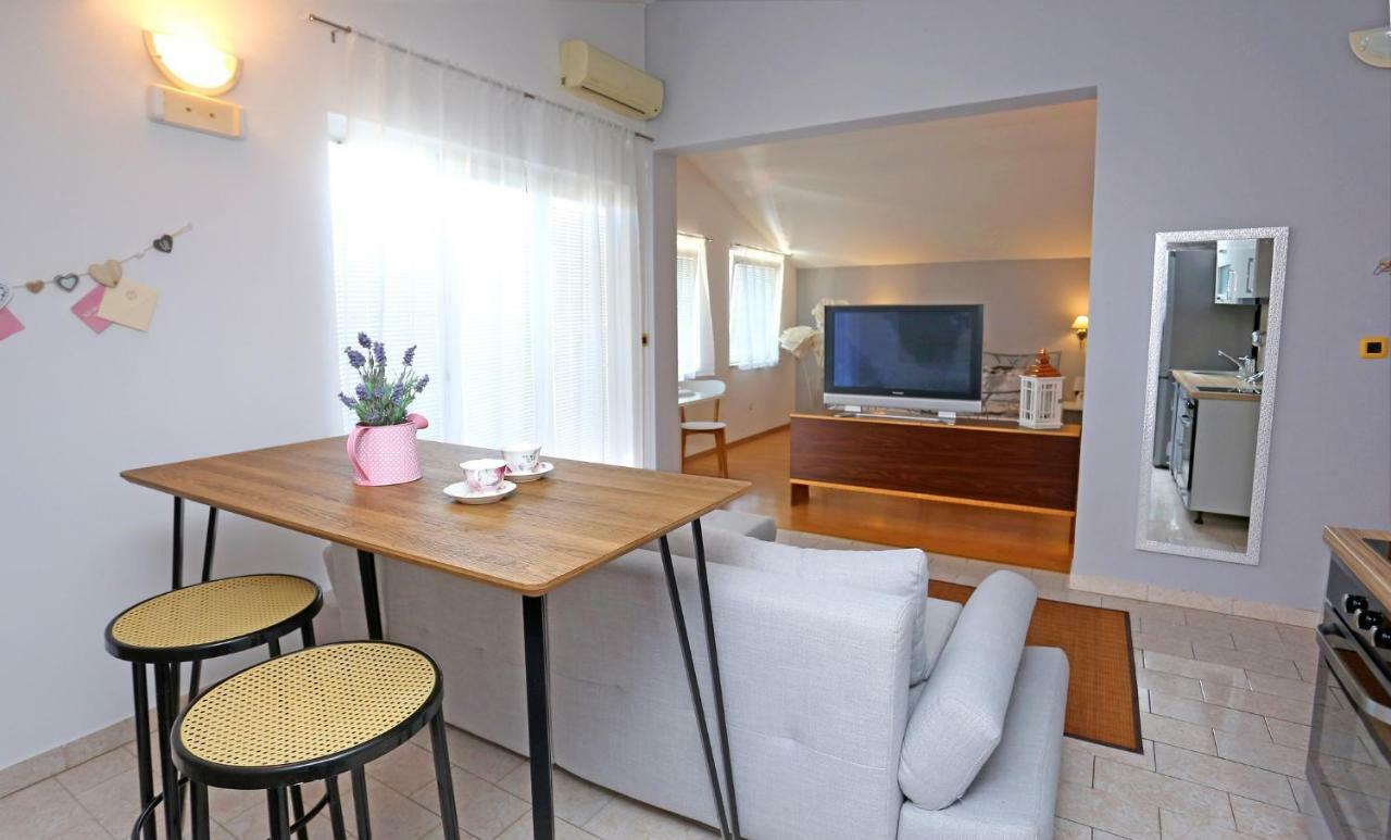 Studio Apartment Grey Split Zewnętrze zdjęcie